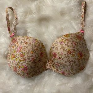 Victoria Secret twist front padded bra 32dd